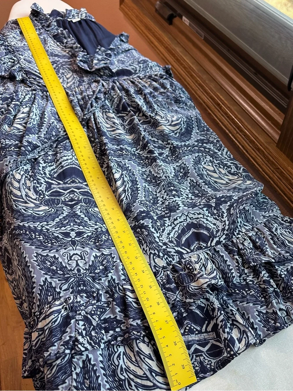 Sundance 100% Viscose Dress Womens L Blue Paisley Flutter Sleeve Empire Waist